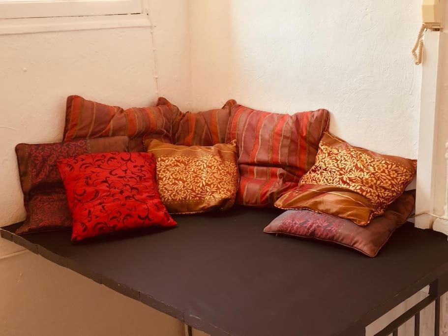 Lovely Flat In The Heart Of The Medieval City Ιέρ Εξωτερικό φωτογραφία