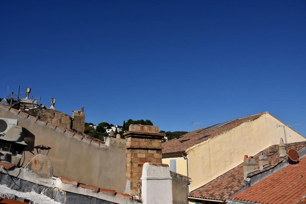 Lovely Flat In The Heart Of The Medieval City Ιέρ Εξωτερικό φωτογραφία